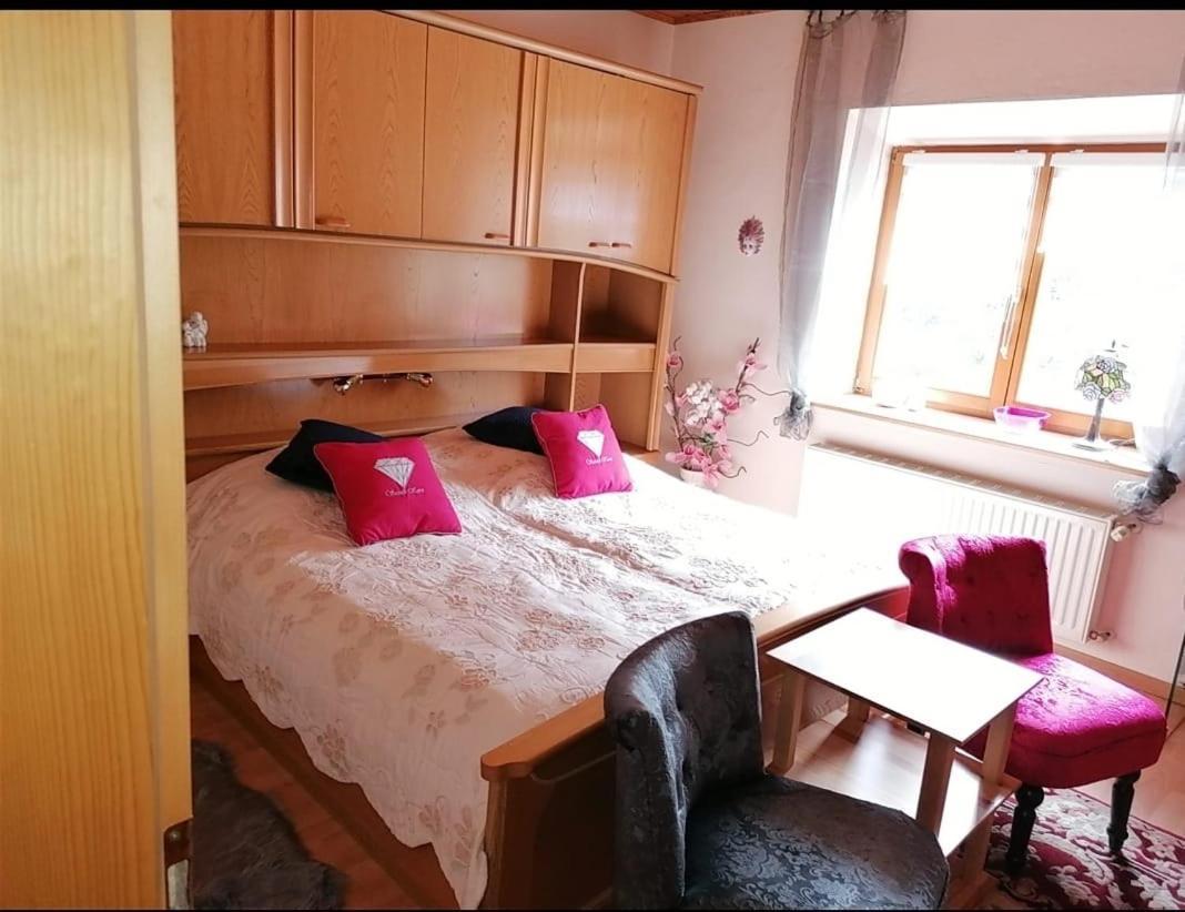 Вилла Haus Edda Einfamilienhaus Гундерсхайм Экстерьер фото